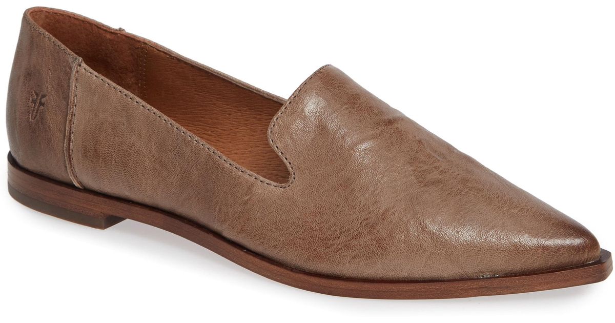 frye kenzie flat