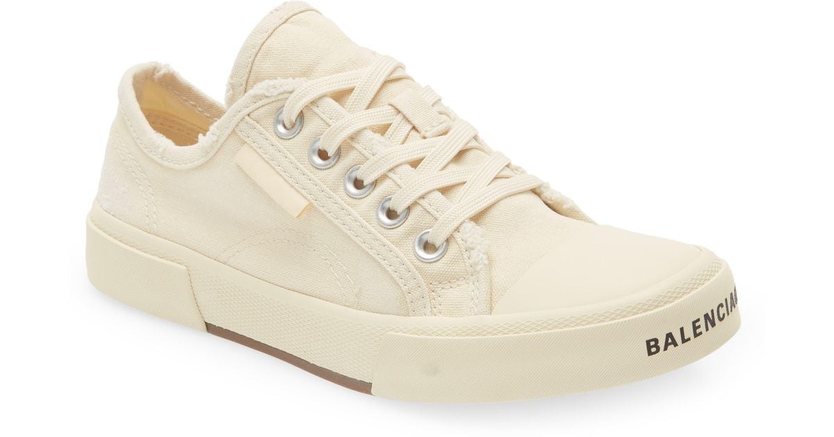 Paris sneakers balenciaga