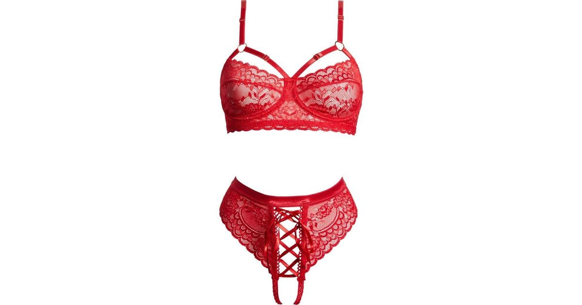 Coquette Lace Underwire Bra & Tanga in Red | Lyst