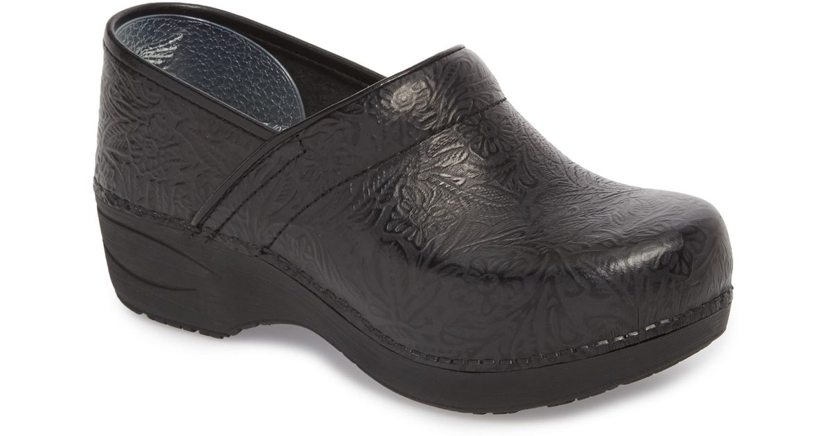 discount dansko xp clogs