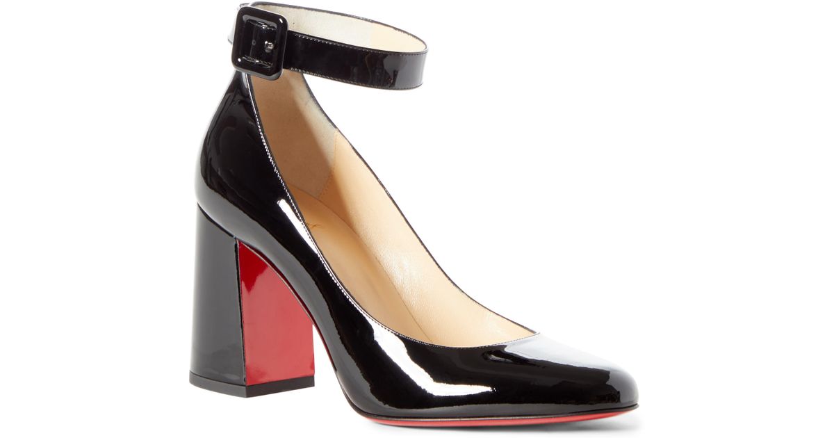 soval ankle strap pump