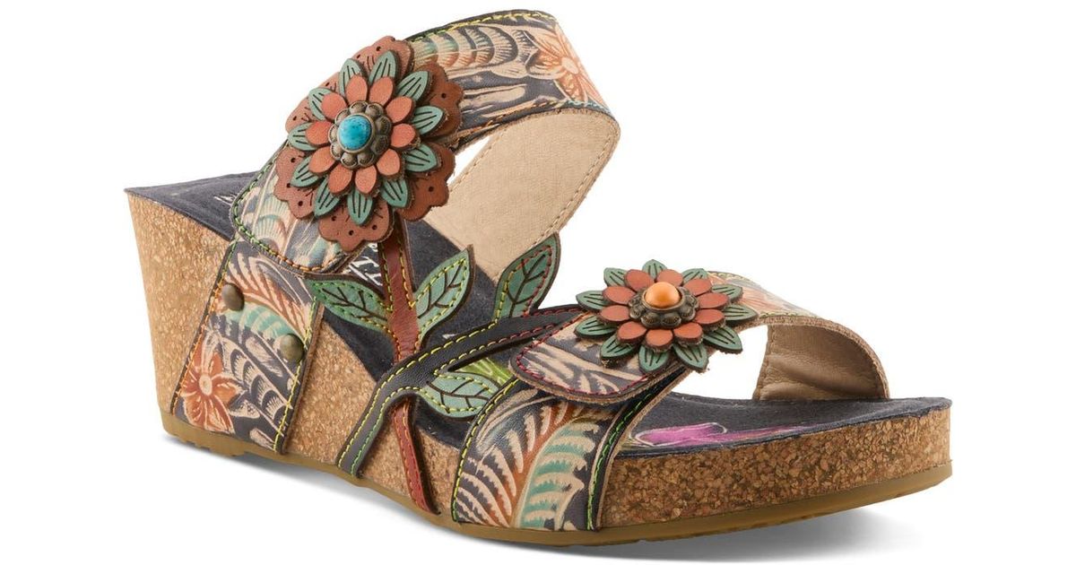 Spring Guide Wedge Spring Step Moai Platform Wedge Sandal in Metallic | Lyst