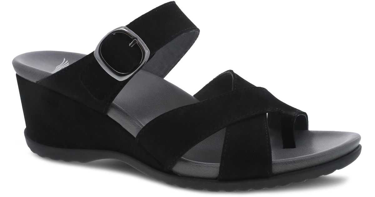 Dansko Aubree Wedge Sandal in Black | Lyst