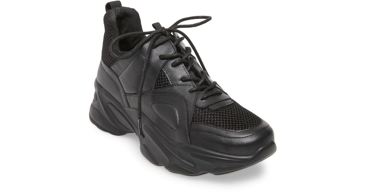 movement sneaker steve madden