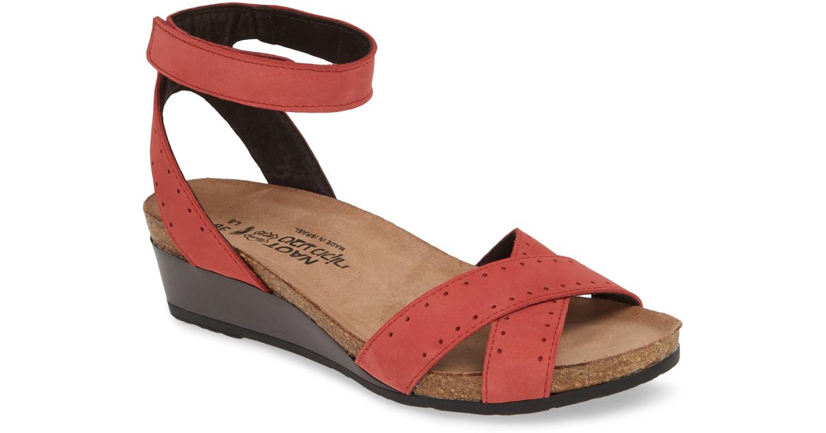 Naot Wand Wedge Sandal in Brick Red (Red) - Lyst