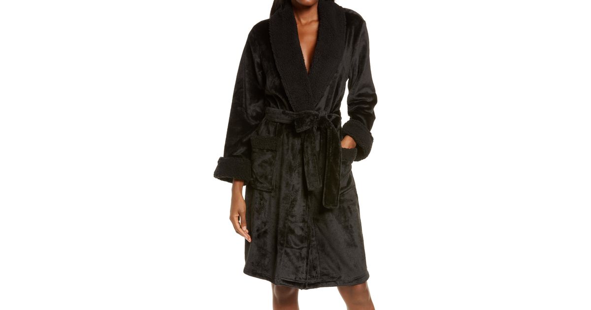 Natori Plush Faux Fur Robe in Black - Lyst