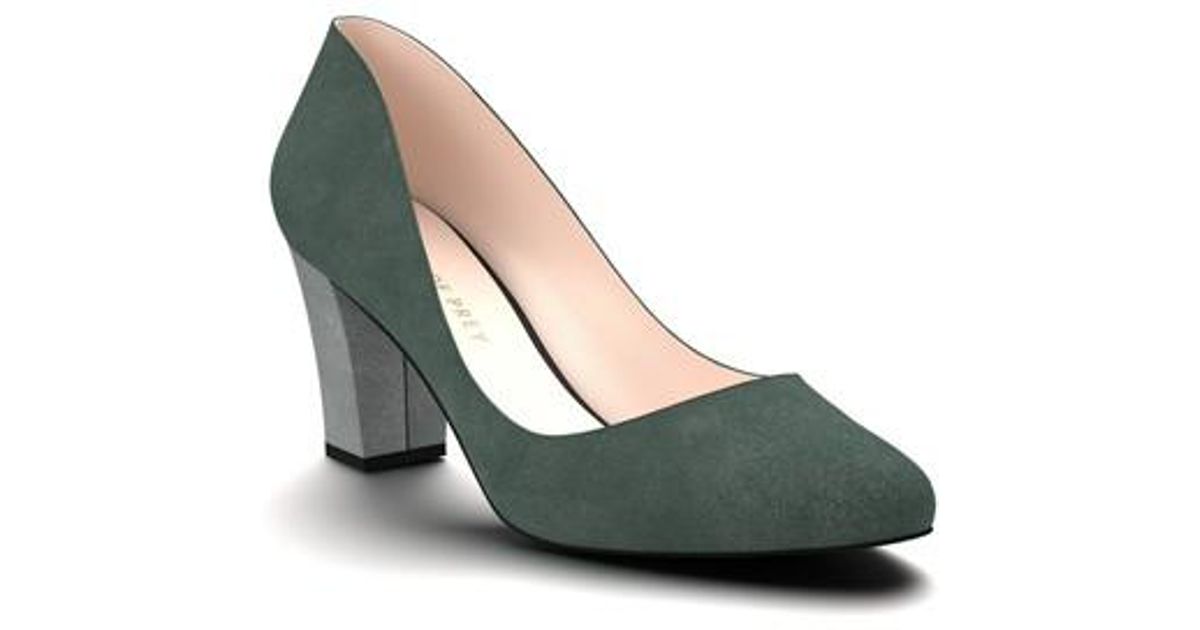 hunter green suede pumps