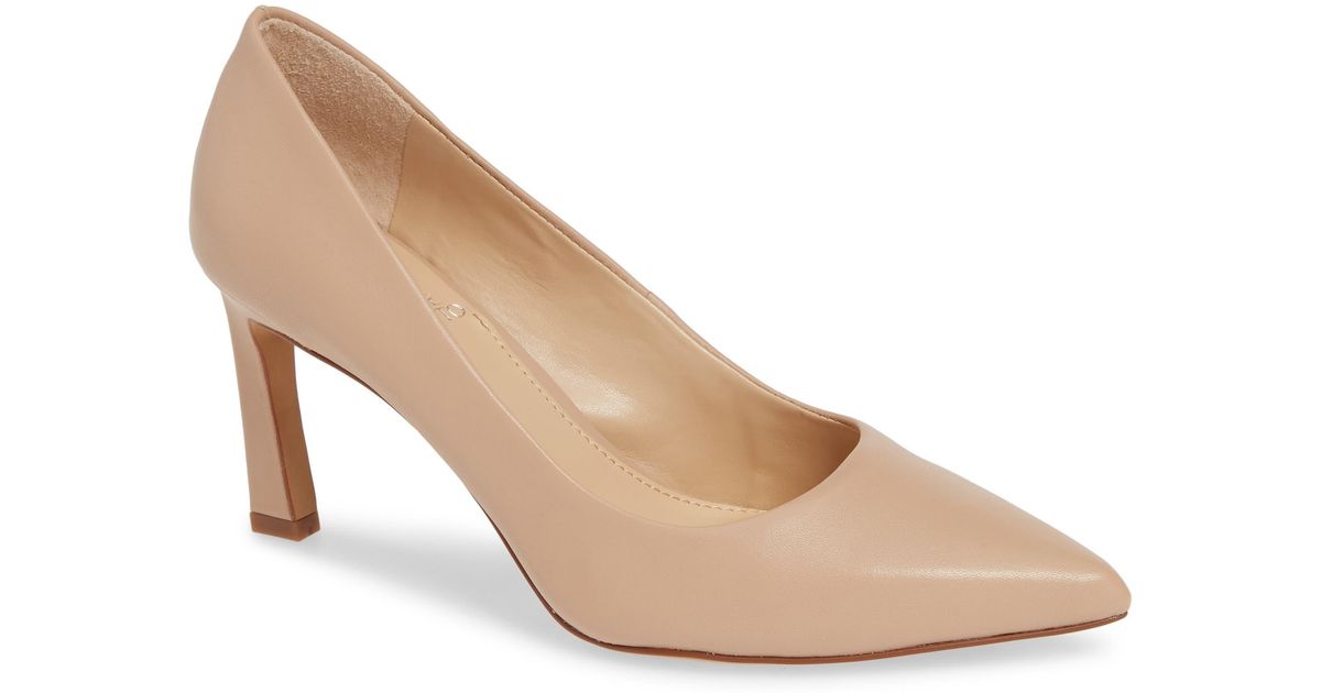 Vince camuto hotsell retsie pump