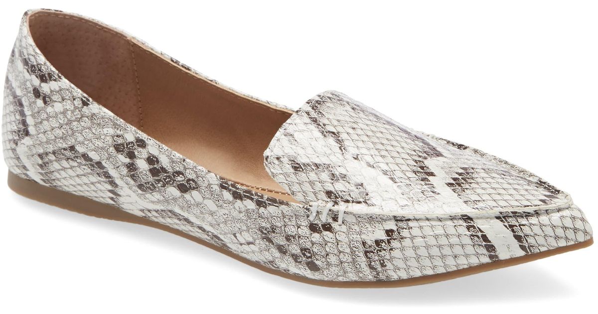 steve madden feather snake flats
