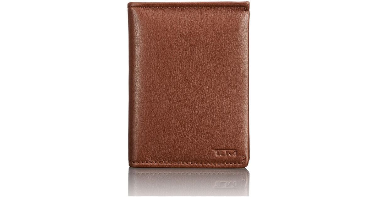 Tumi top l fold