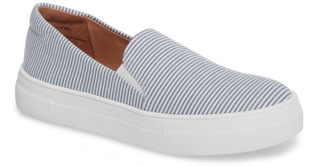 caslon alden slip on sneaker