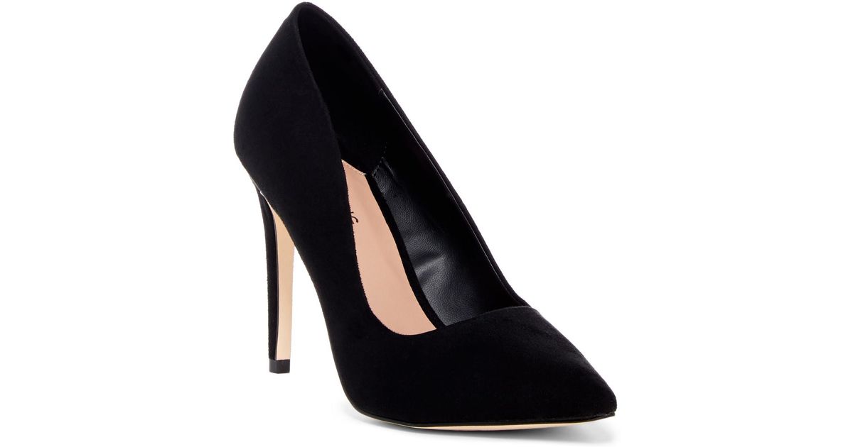 call it spring black pumps