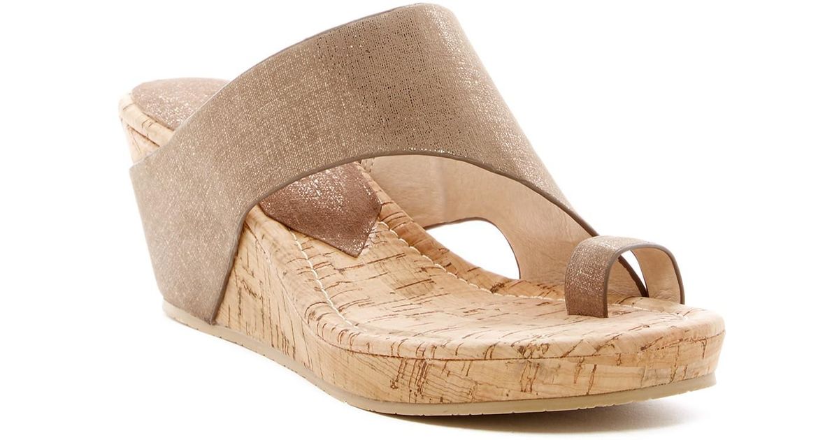 donald pliner gyer wedges cork