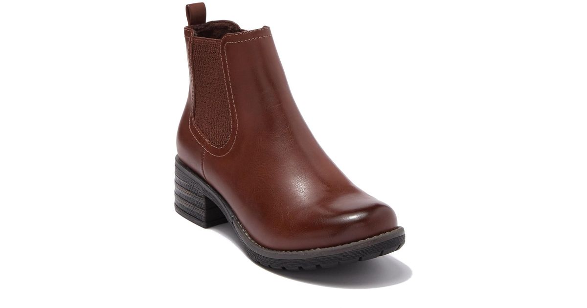 jasmine chelsea boot
