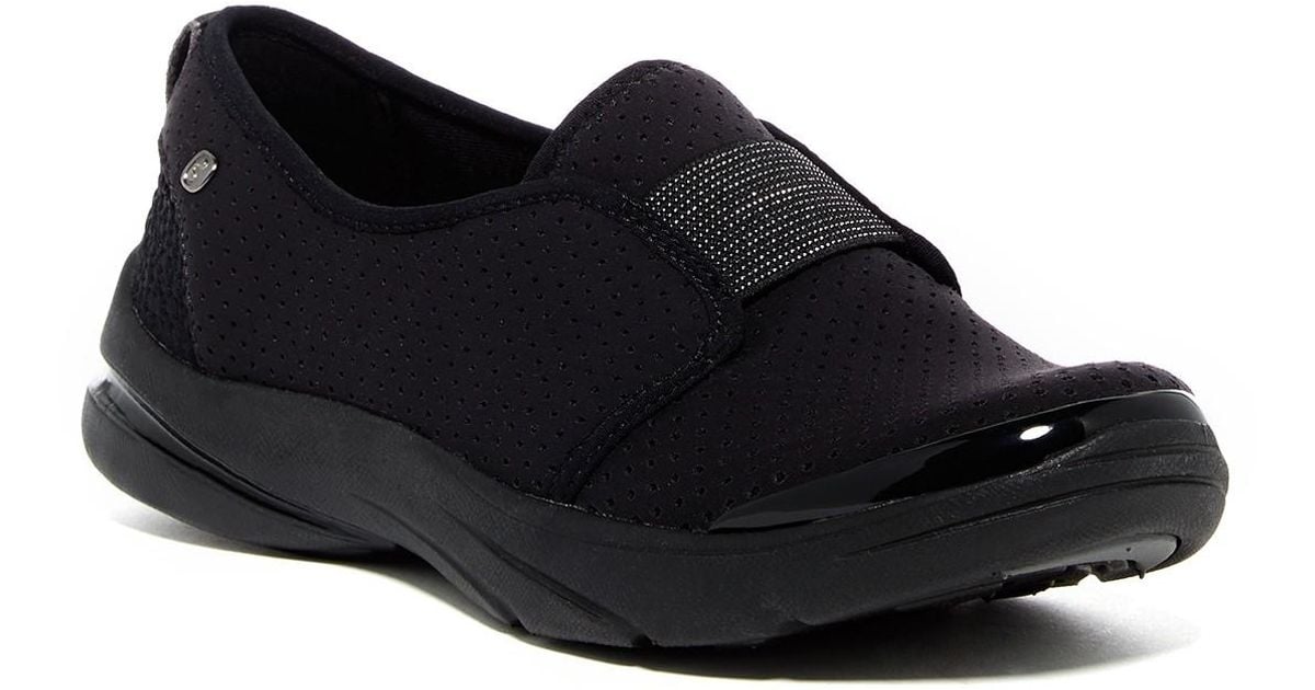beez slip on sneakers