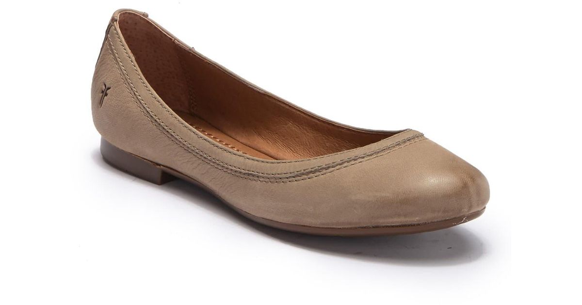 frye carrie leather flat