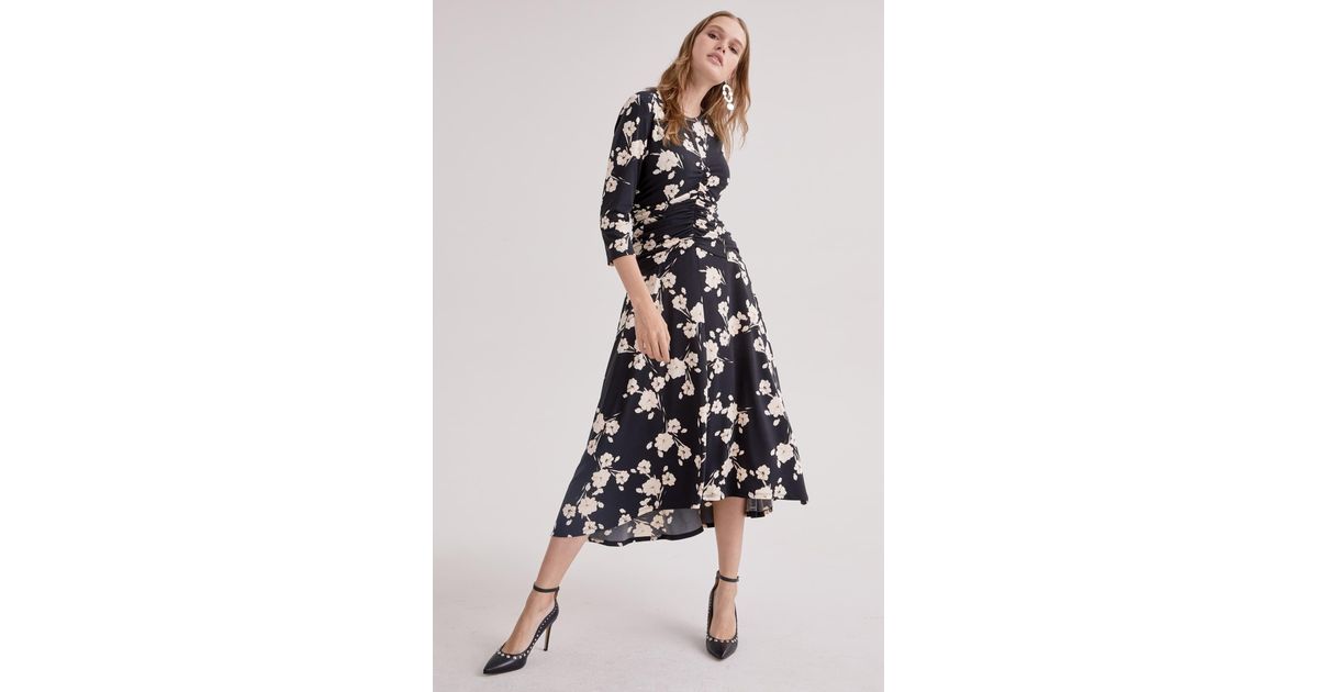 maggy london ruched waist midi dress