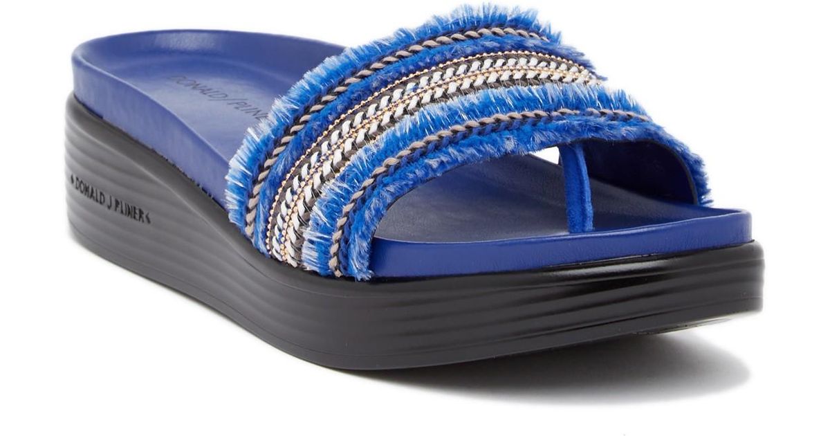 donald pliner fiji platform hidden thong sandal