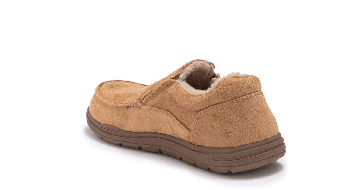 pharrell chancletas