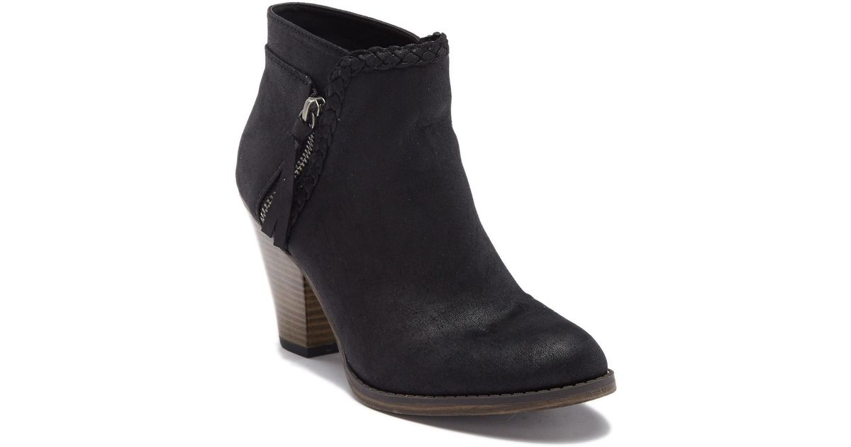 mia kori braided boot