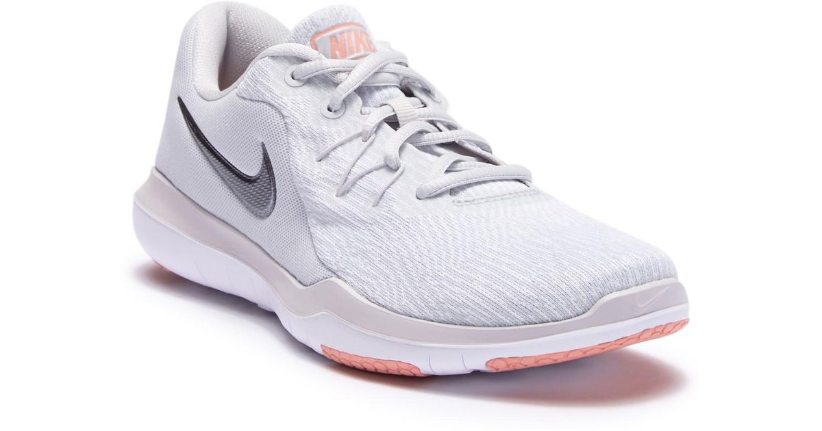 flex supreme tr 6 sneaker