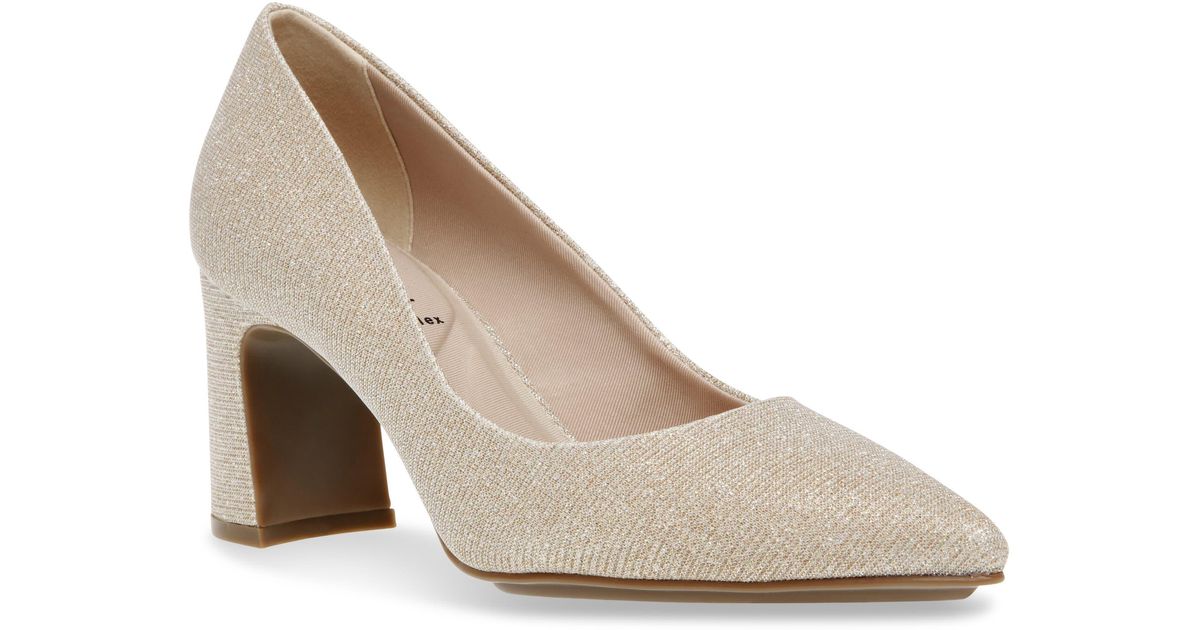 Anne Klein Banks Pointed Toe Pump Lyst