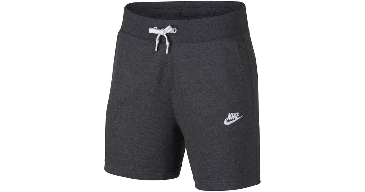 nike nsw classic fit shorts