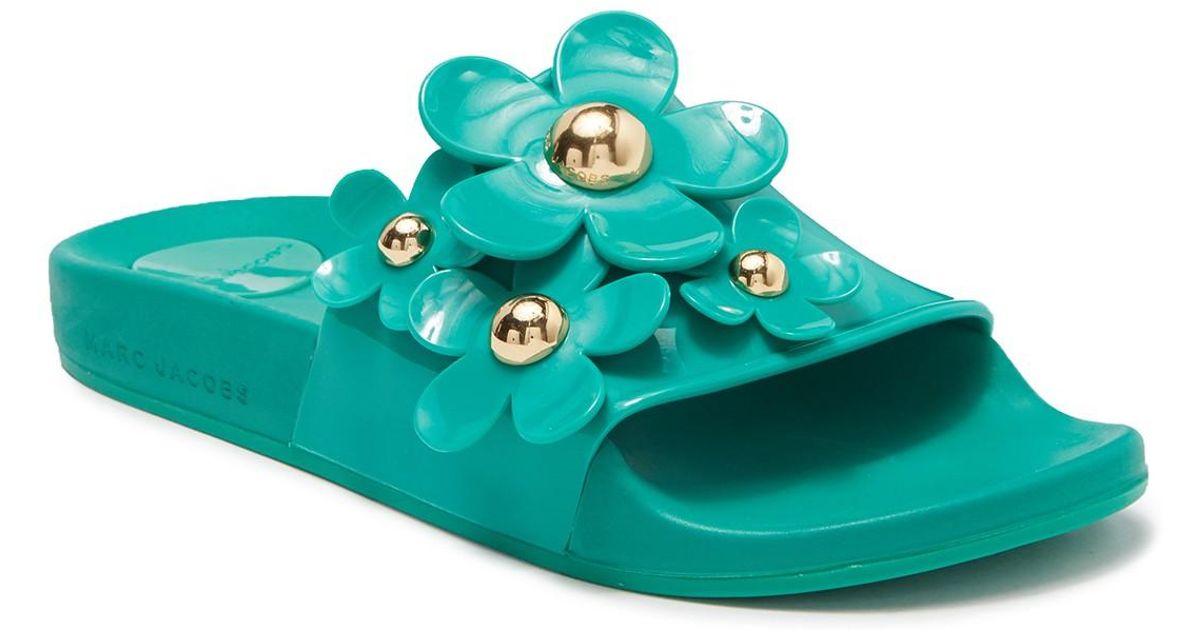 marc jacobs daisy aqua slides