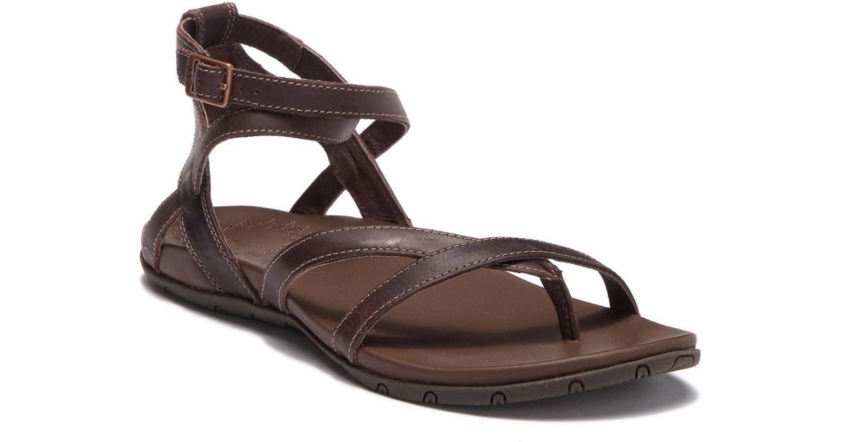 chaco juniper leather sandal