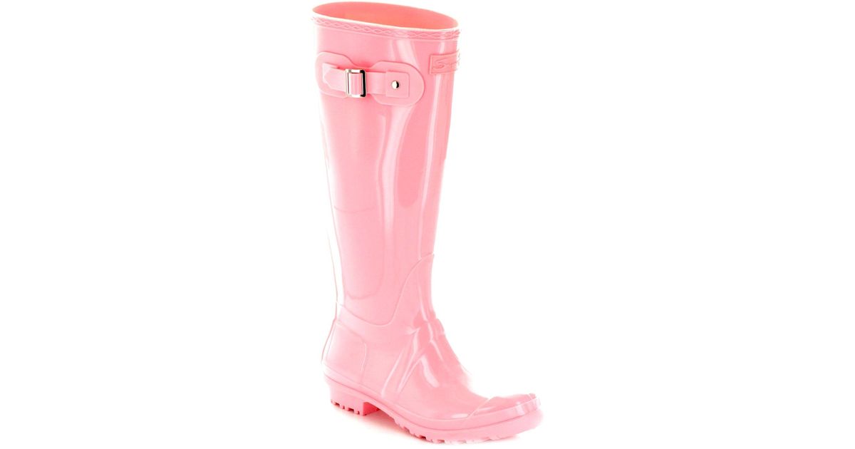 blush pink rain boots