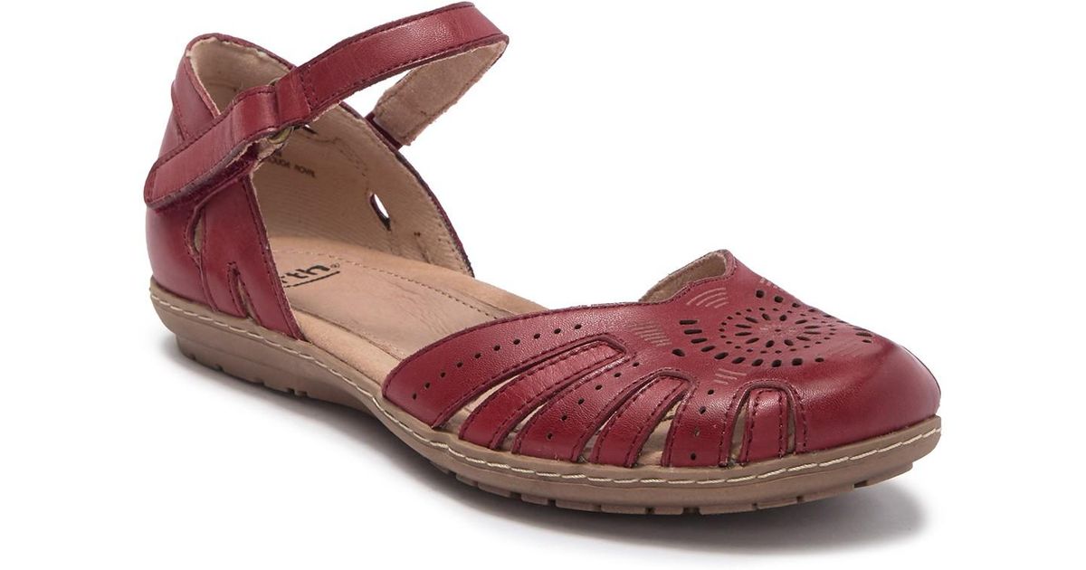 earth cahoon sandals