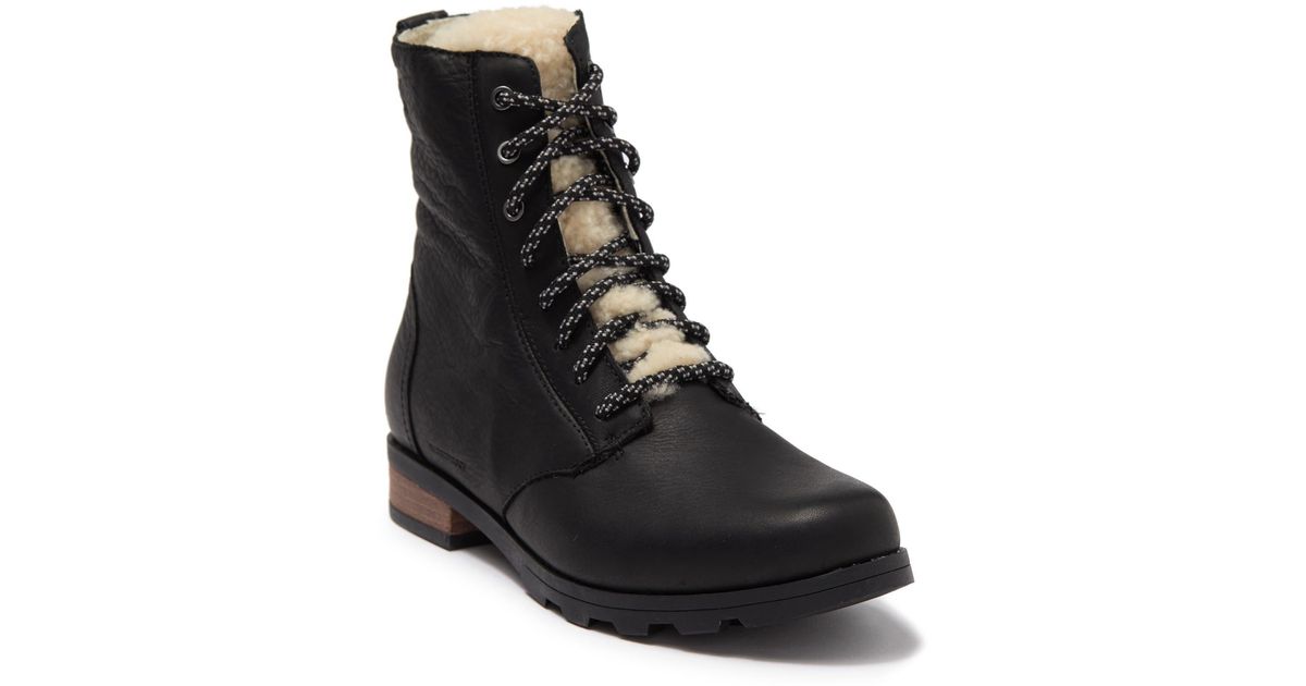 Sorel Emelie Genuine Shearling Short Lace-up Boot in Black - Lyst