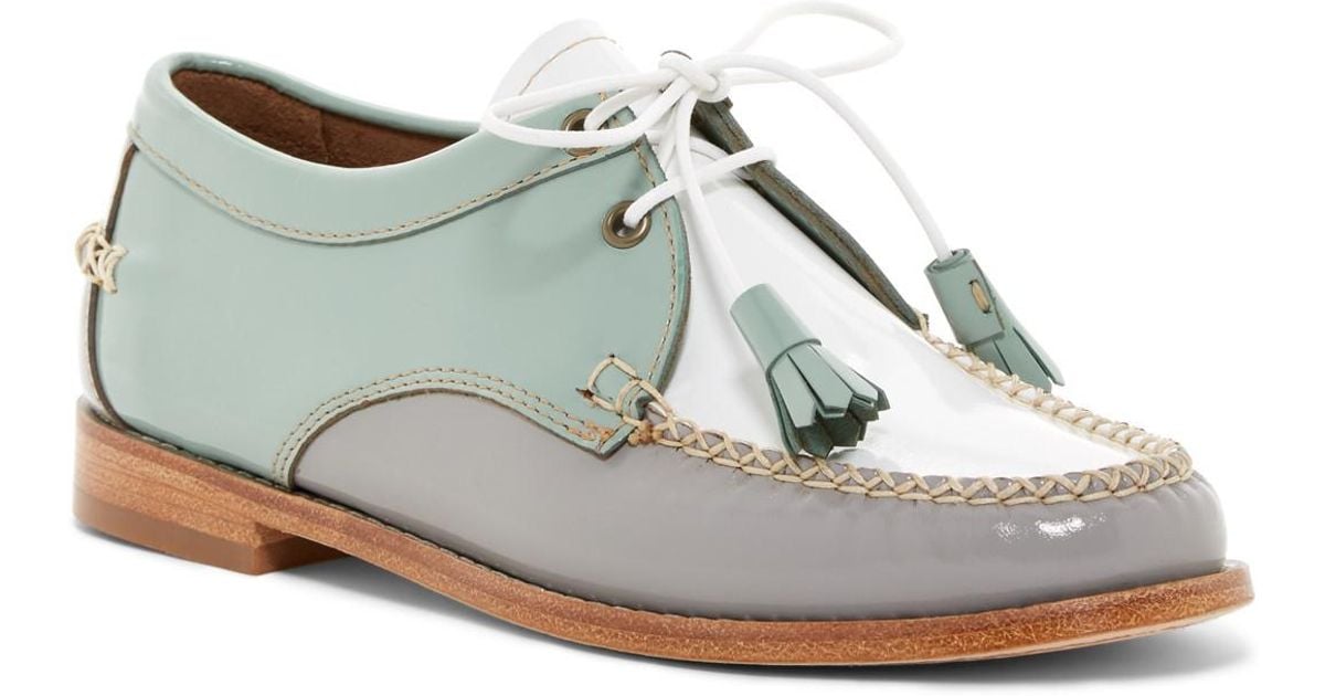 winnie moc toe oxford