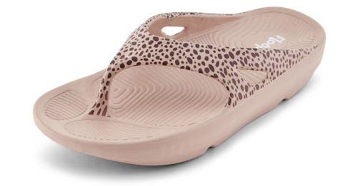 Floopi Size Chart FLOOPI Blair Comfort Flip Flop in Pink | Lyst
