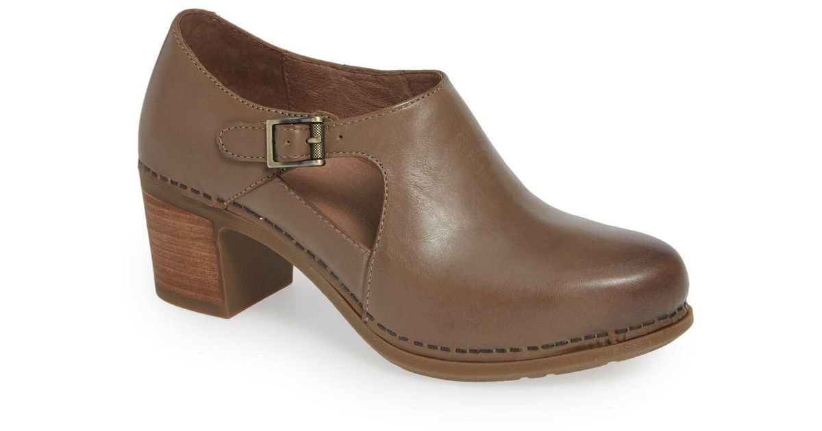 dansko hollie bootie