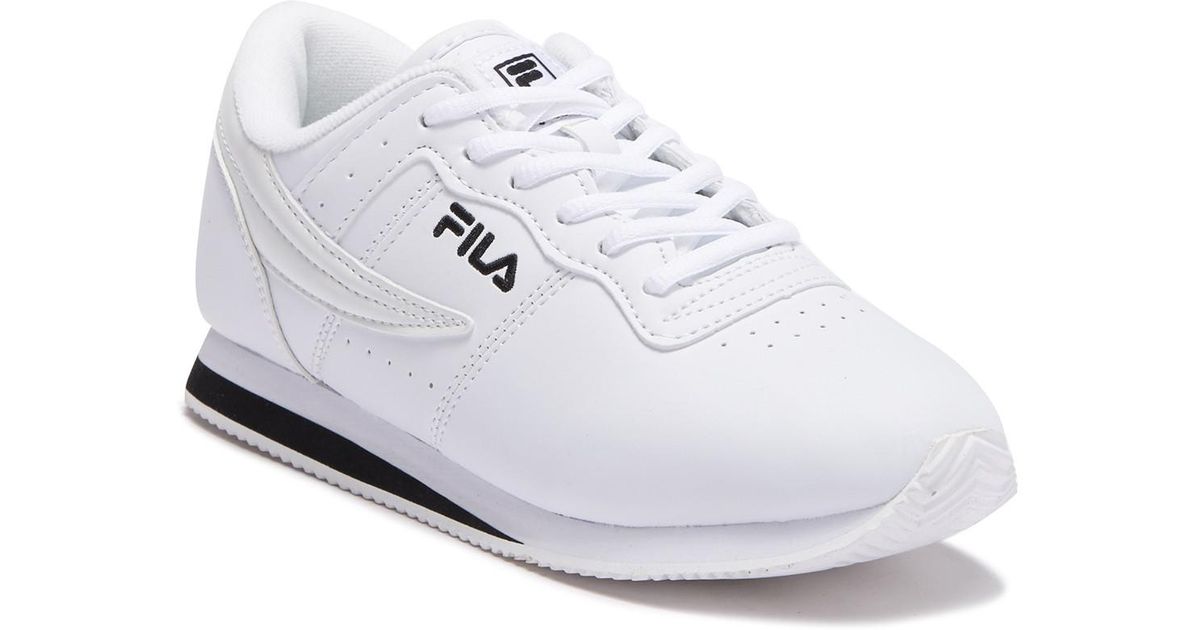 Fila Synthetic Machu Sneaker in White 