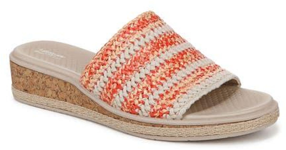 Bzees Breezy Slide Sandal in Pink | Lyst