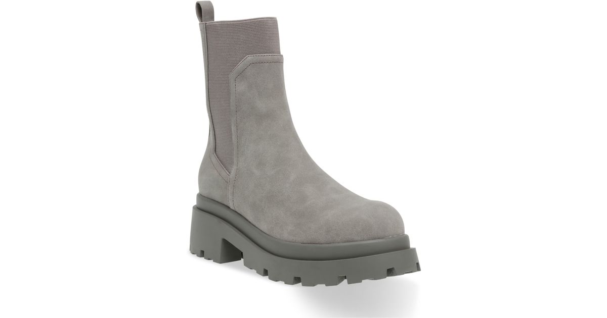 lug sole chelsea boot dv dolce vita