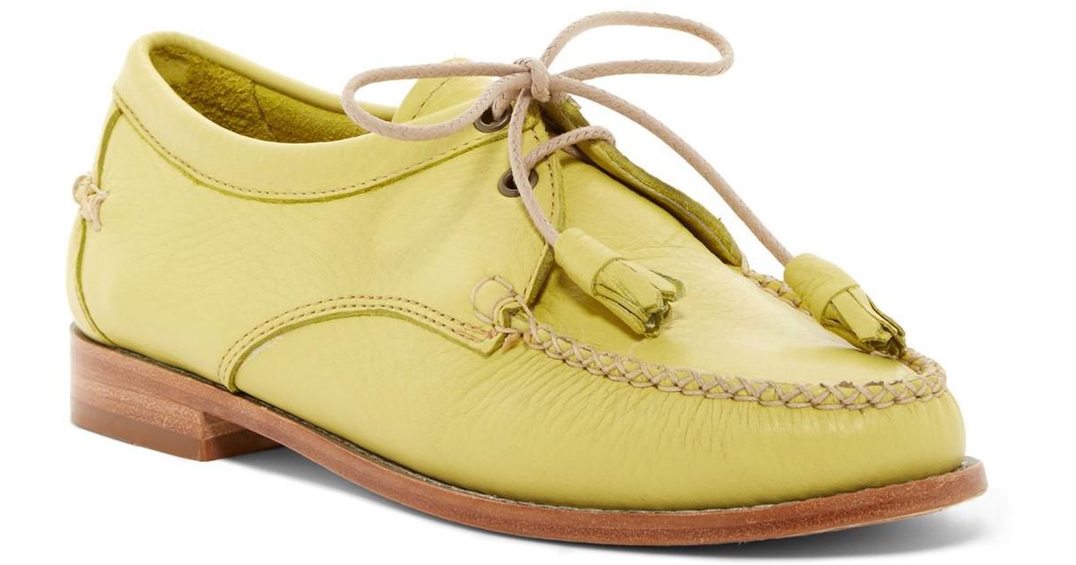 winnie moc toe oxford