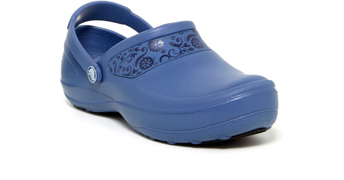 mercy work clog crocs