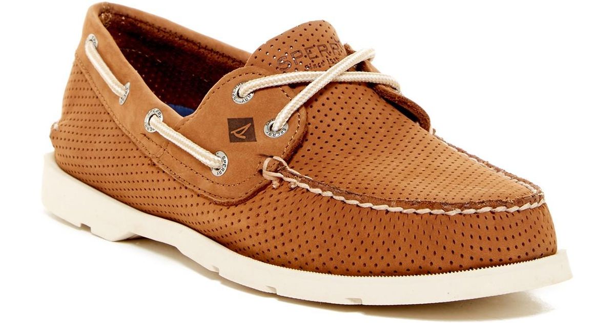 sperry leeward perforated