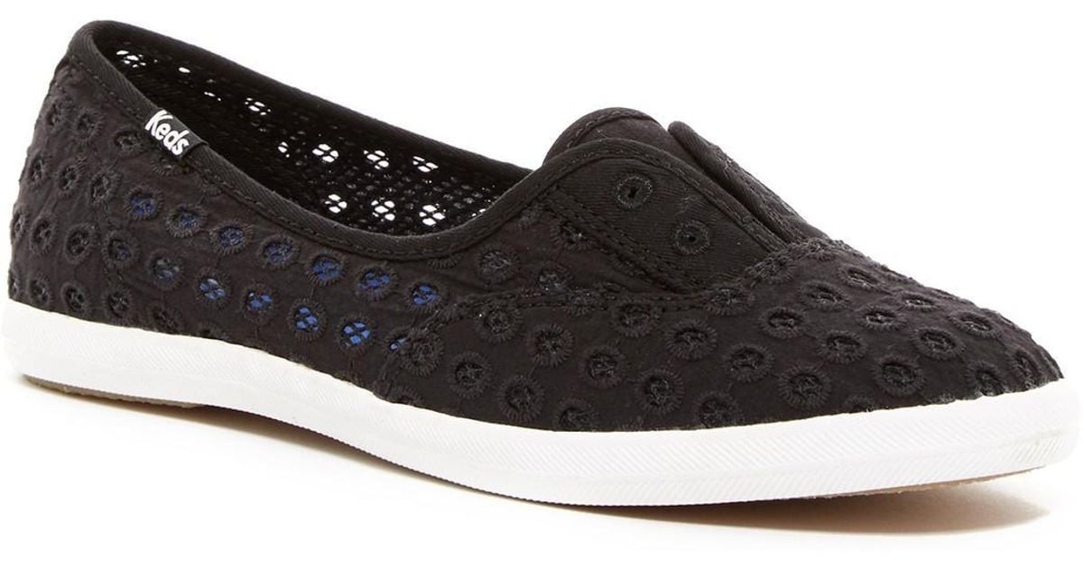 keds chillax eyelet