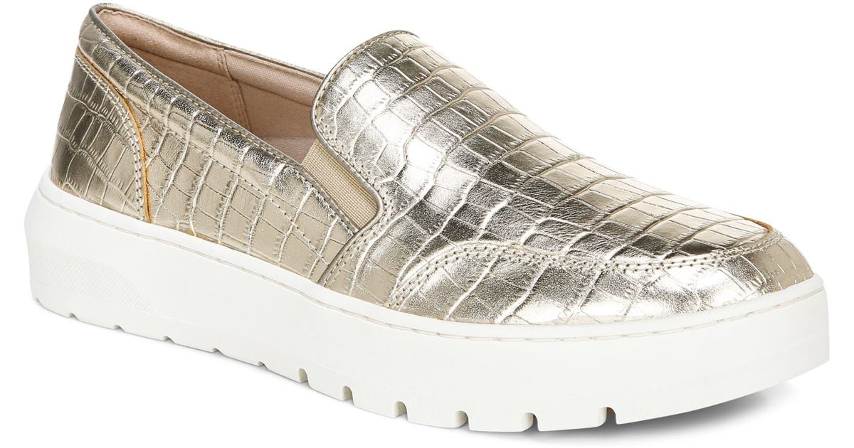 dinora slip on