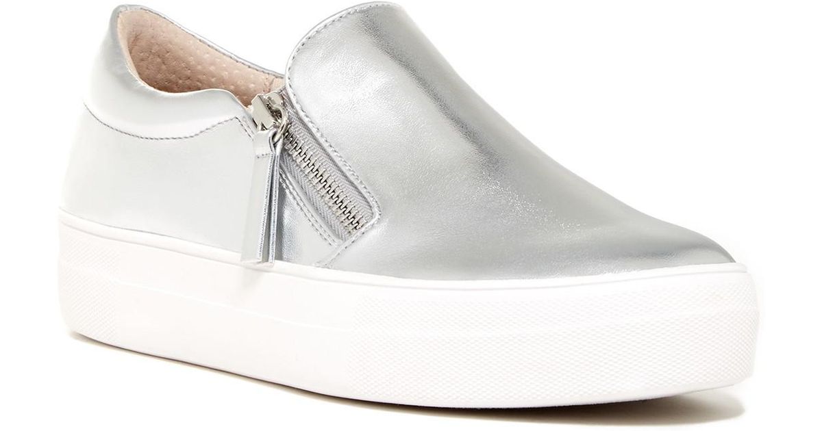 steve madden glaammar zip sneaker