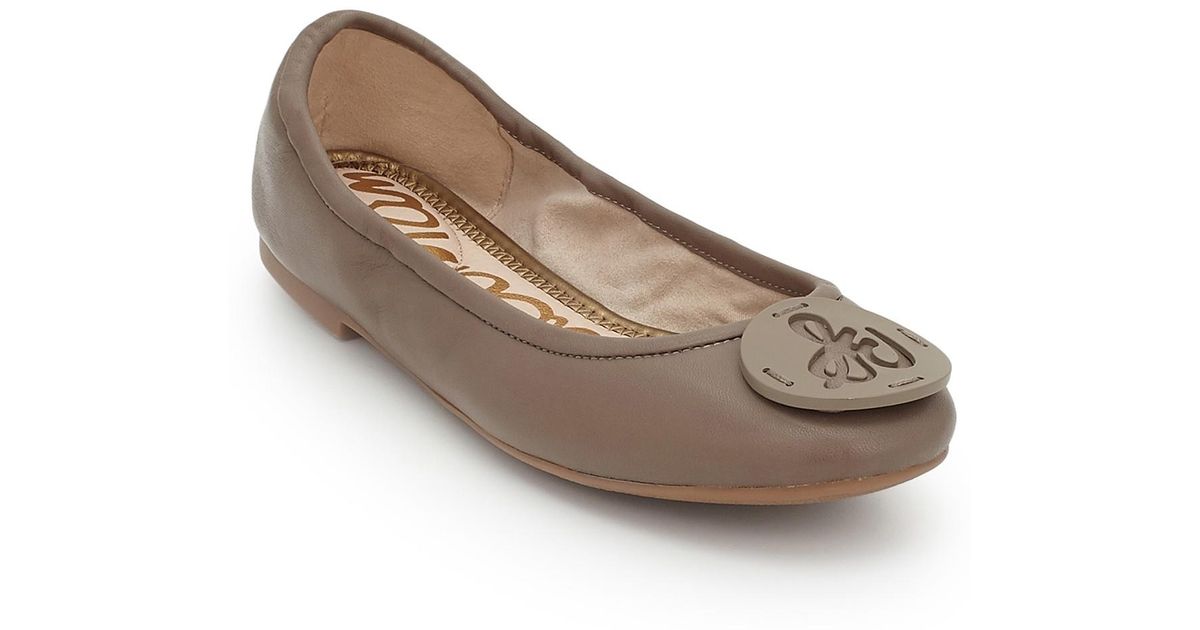sam edelman medallion flats