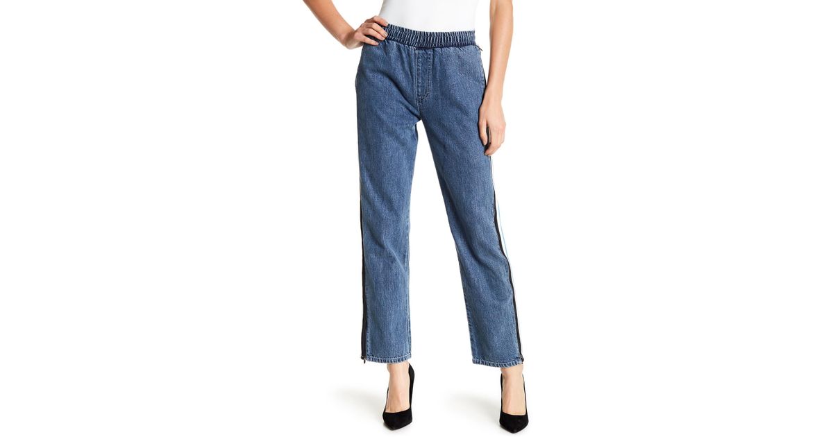 boyfriend jeans with side stripe
