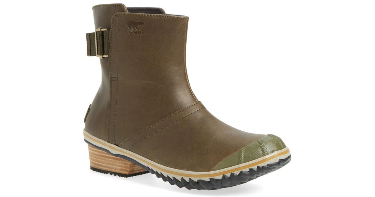 sorel slimboot pull on