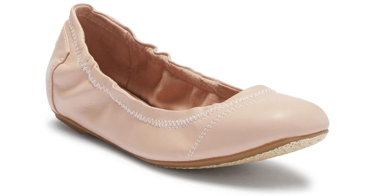 TOMS Vegan Leather Ballet Flat in 