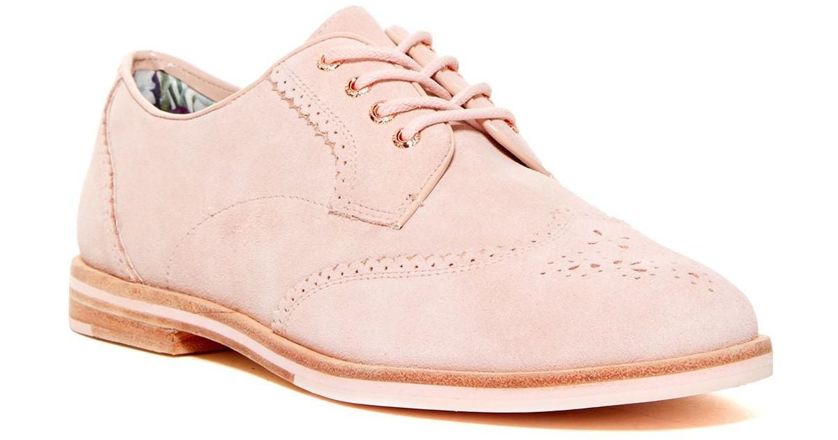 oxford shoes pink