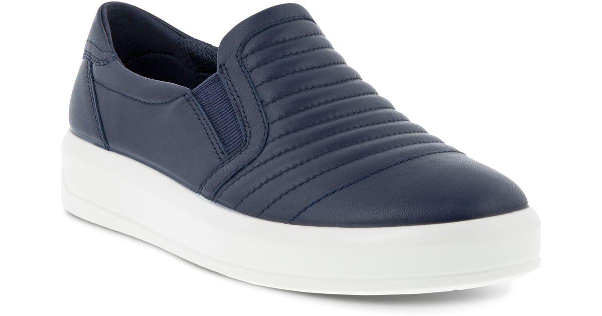ecco quilted sneaker